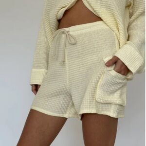 DONNI. Waffle cargo Drawstring Shorts Cream 45775